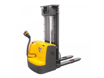 Xilin Tripleks Akülü İstif Makinesi 1.5 TON 3.5 - 5.6 Metre